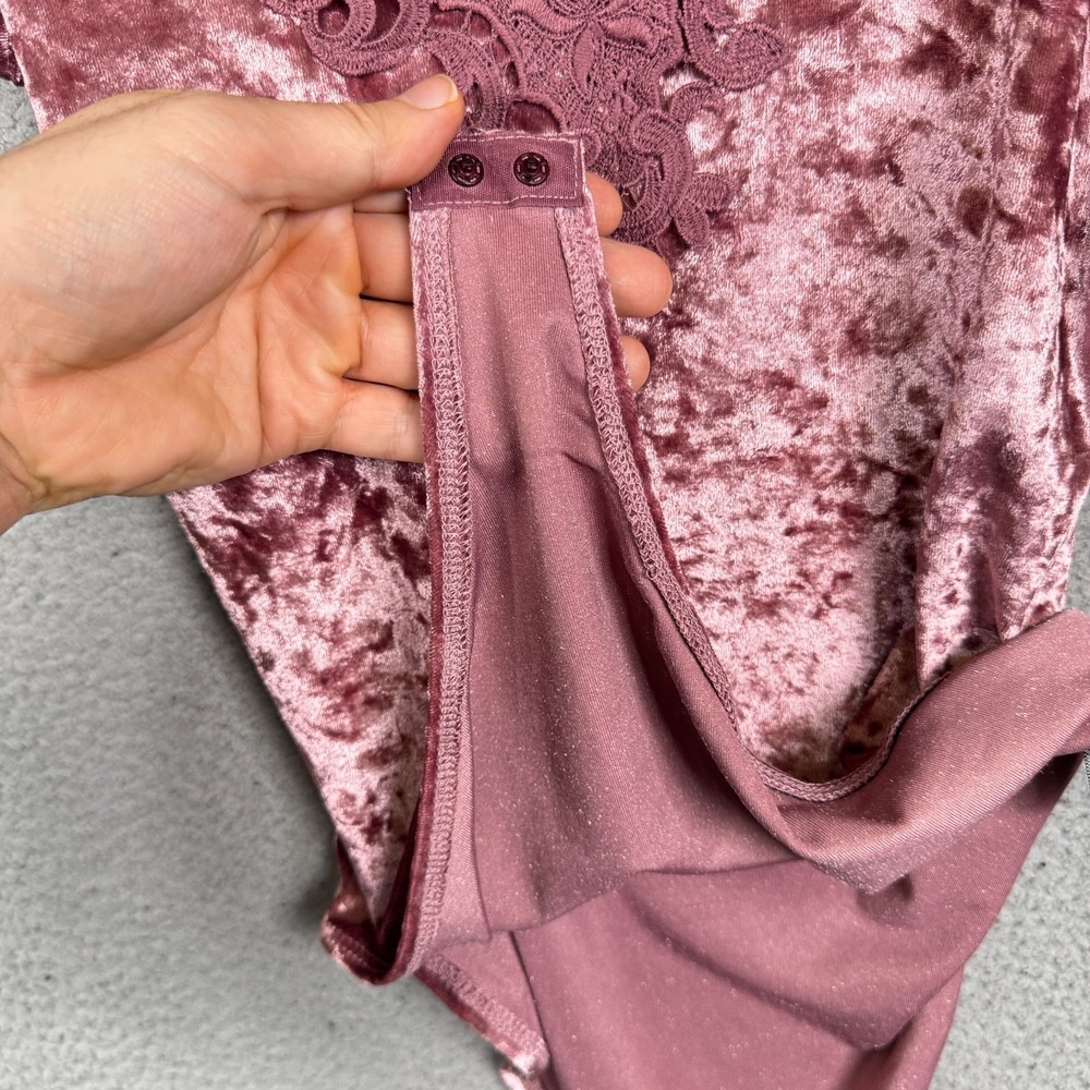 Haute Monde Bodysuit Womens M Dusty Rose Crushed Velvet Fairy Lace Y2K Romantic - Picture 4 of 12